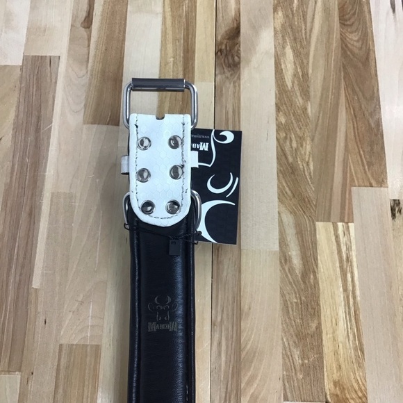 Madcow Ecru black genuine leather contemporary country vibe dog collar handmade - Picture 7 of 15